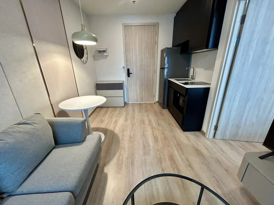 Property photos for Nue District R9
