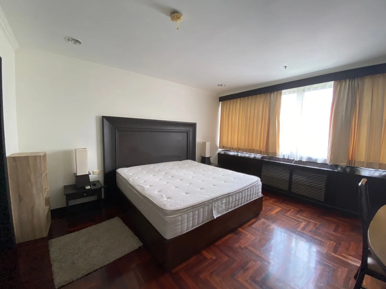 Property photos for Lake Green