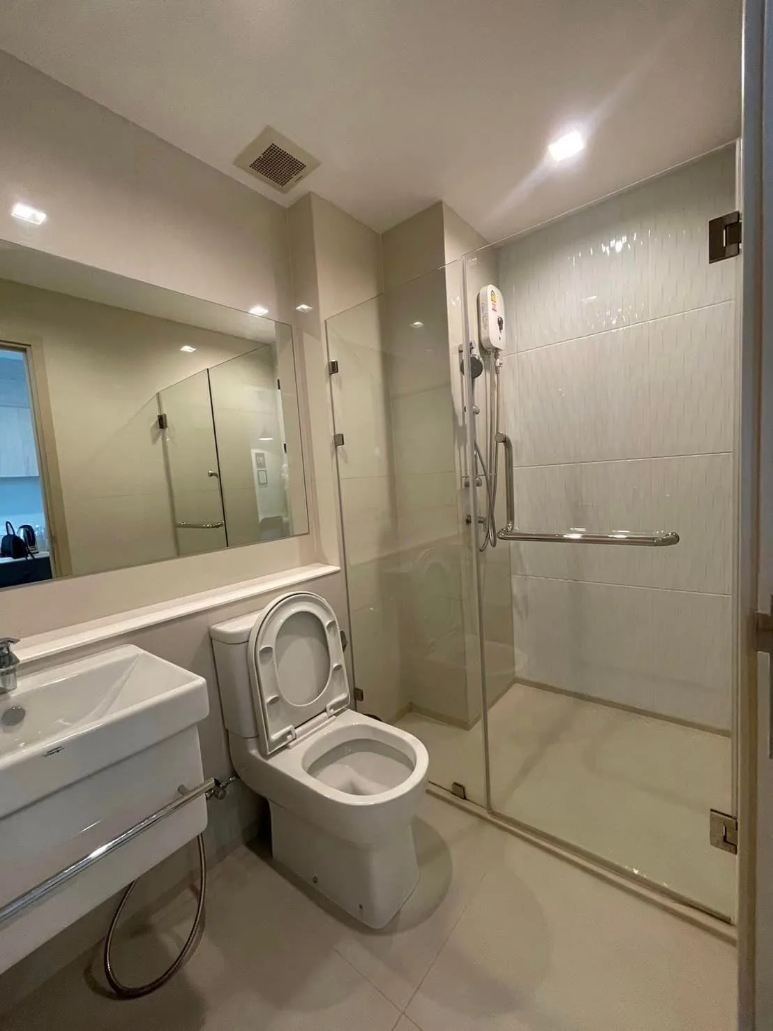 Property photos for Life One Wireless