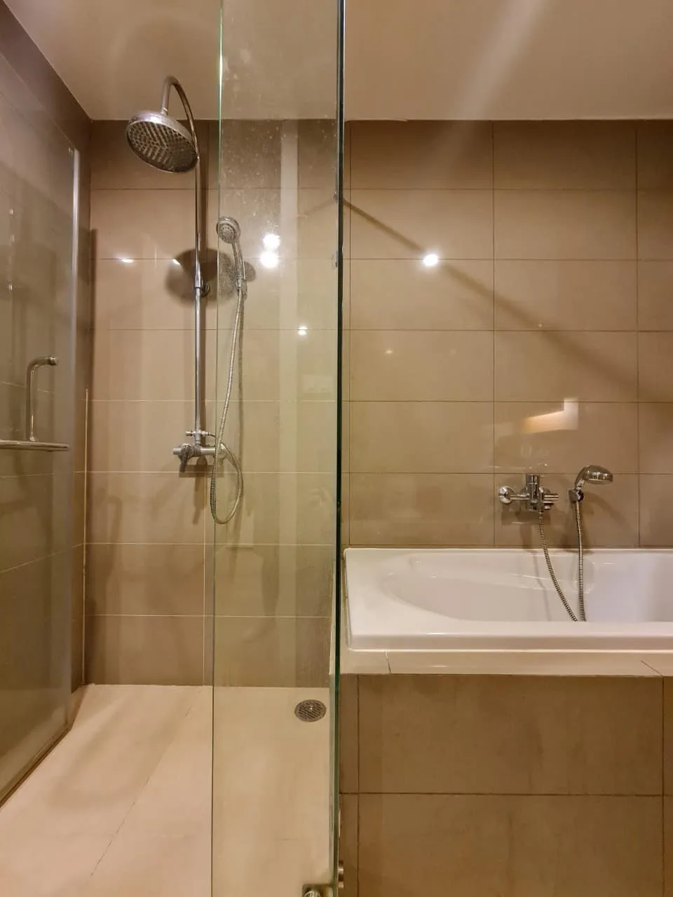 Property photos for 15 Sukhumvit Residences