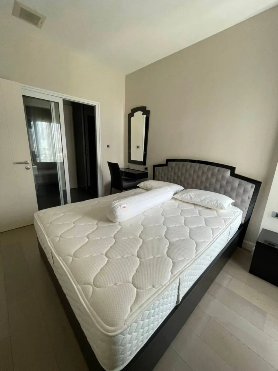 Property photos for The Crest Sukhumvit 34
