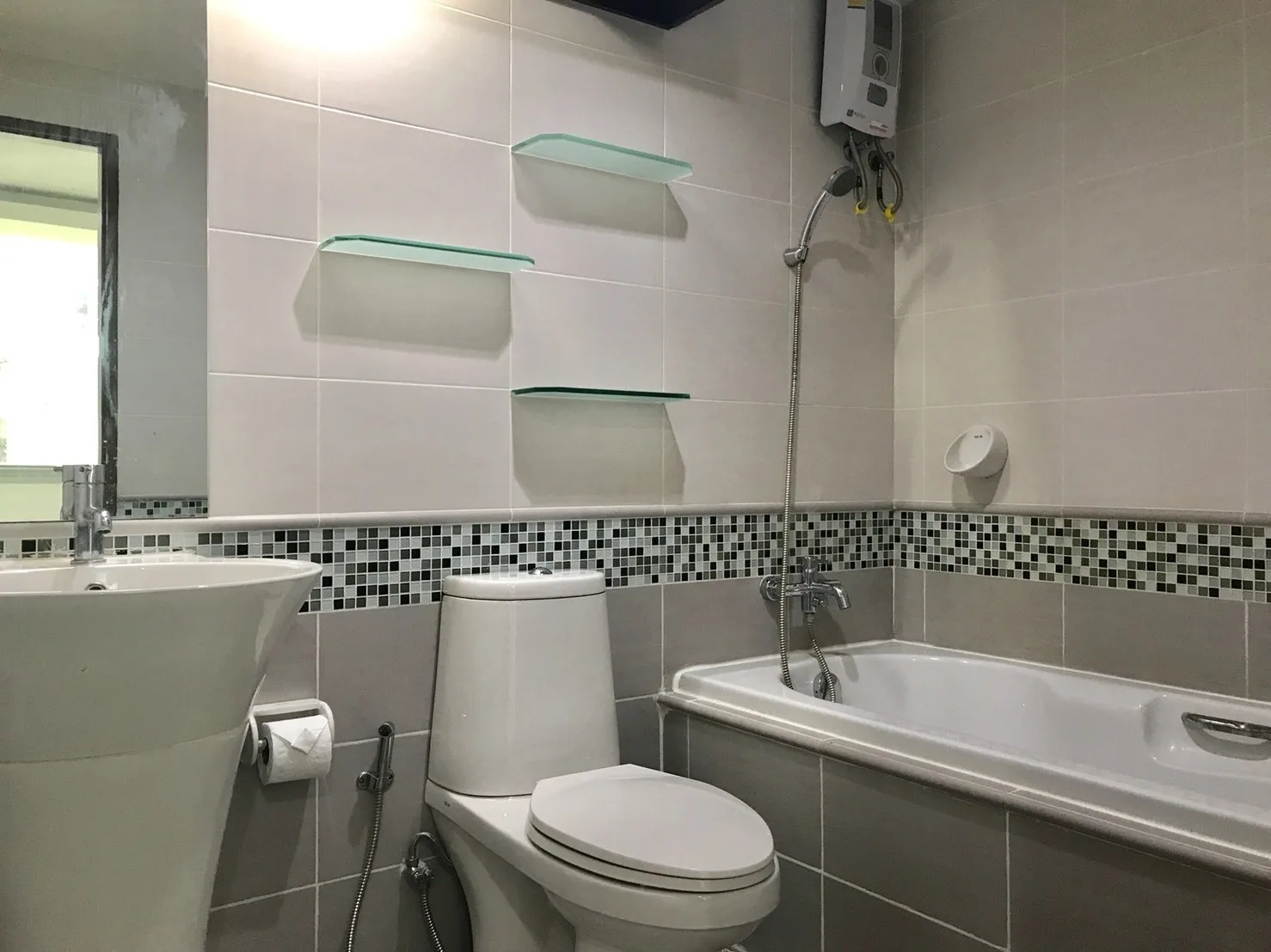 Property photos for The Waterford Sukhumvit 50 Onnut