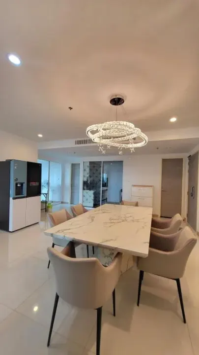 Property photos for Supalai Riva Grande