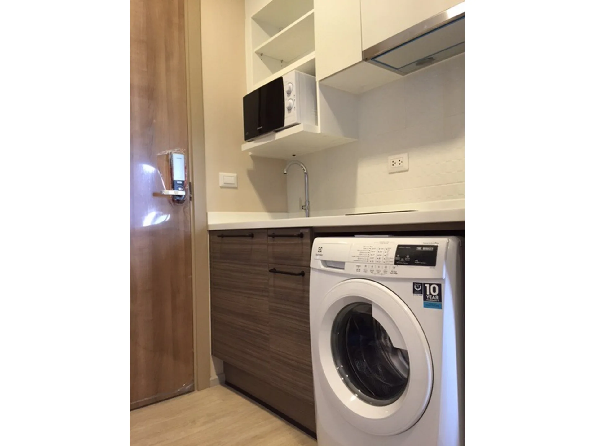 Property photos for Condolette Midst Rama 9
