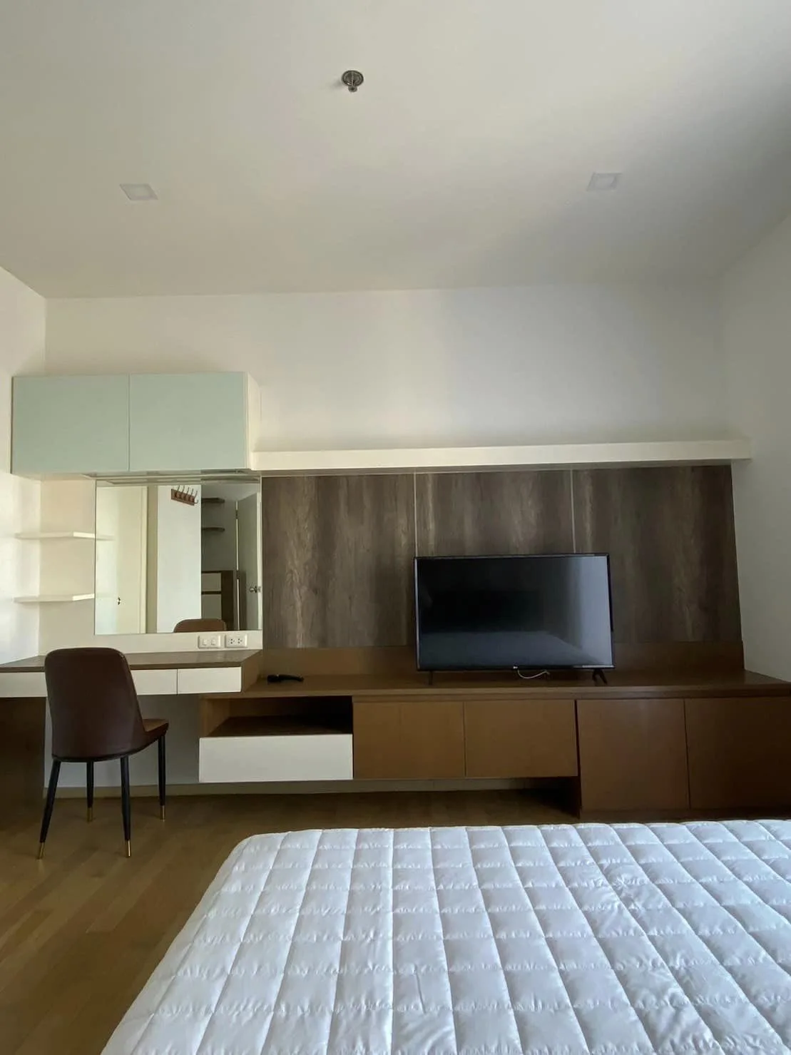 Property photos for Noble Reveal