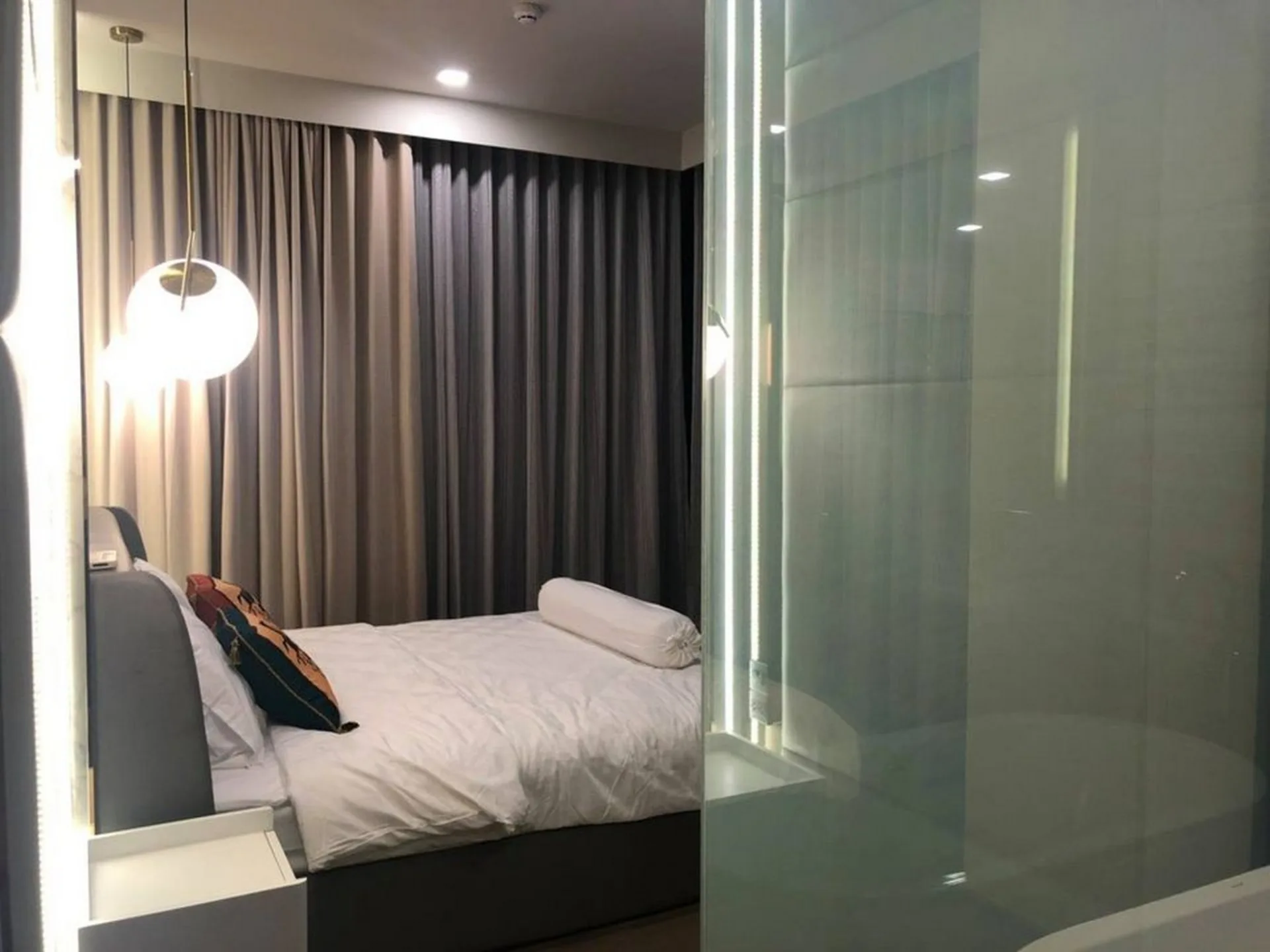 Property photos for Celes Asoke