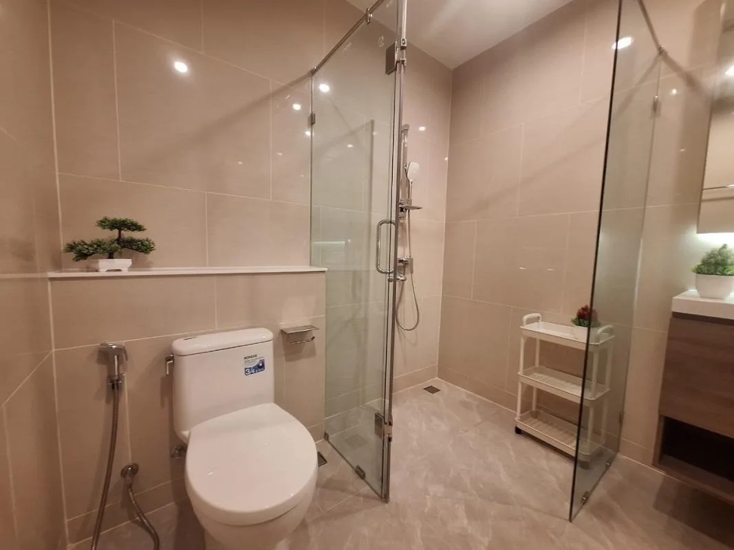 Property photos for Sathorn 111