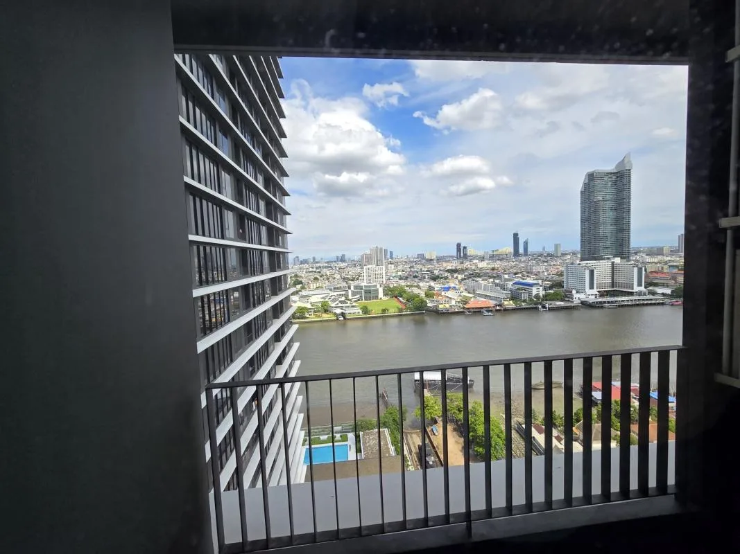 Property photos for Chapter Charoennakhorn-riverside