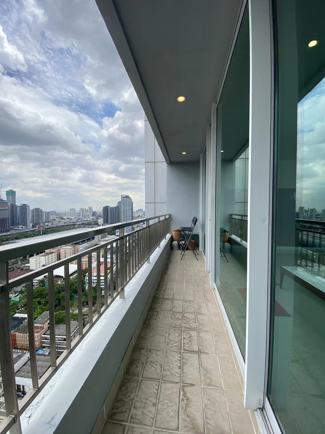 Property photos for Circle Condominium
