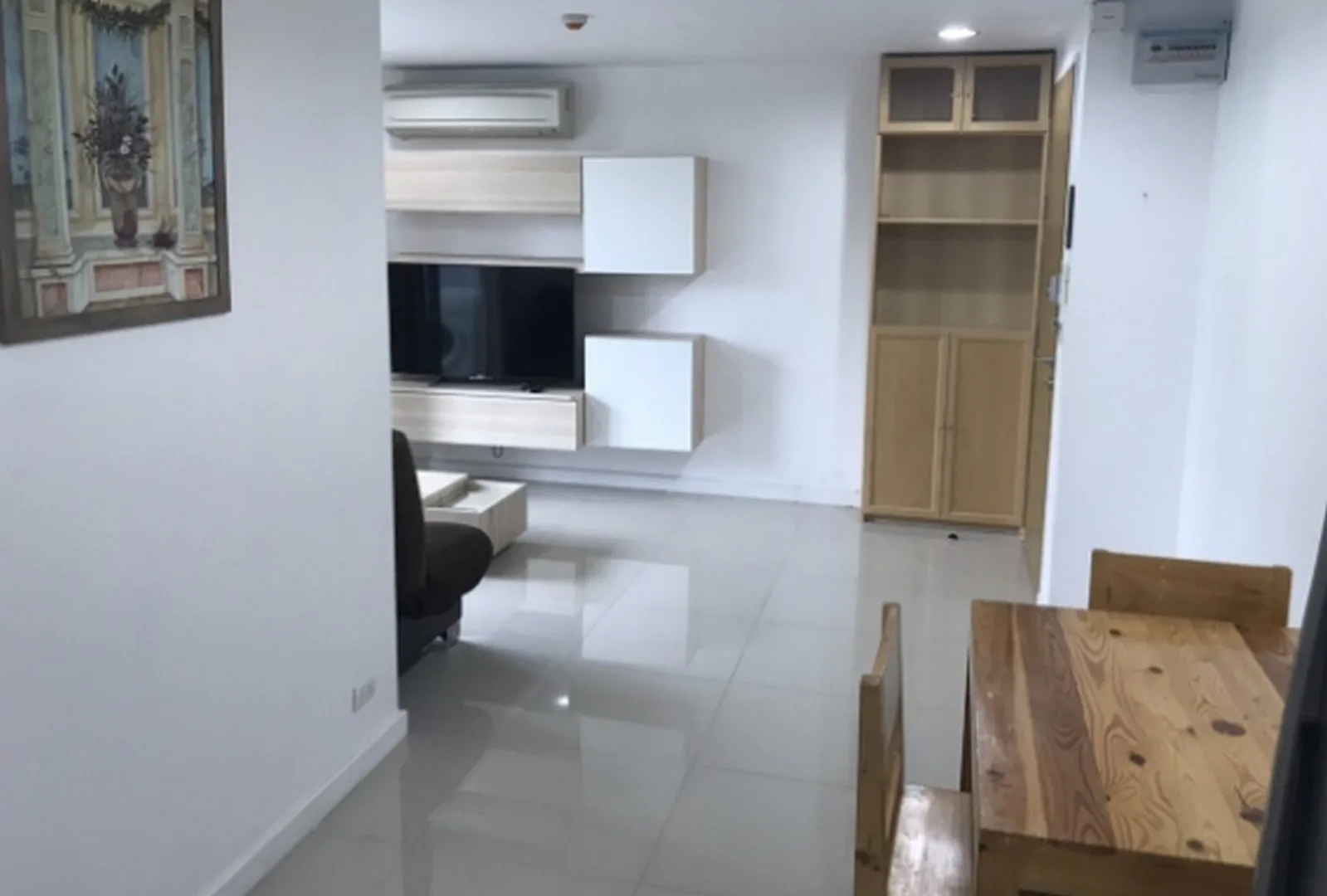 Property photos for Zenith Place Sukhumvit 42