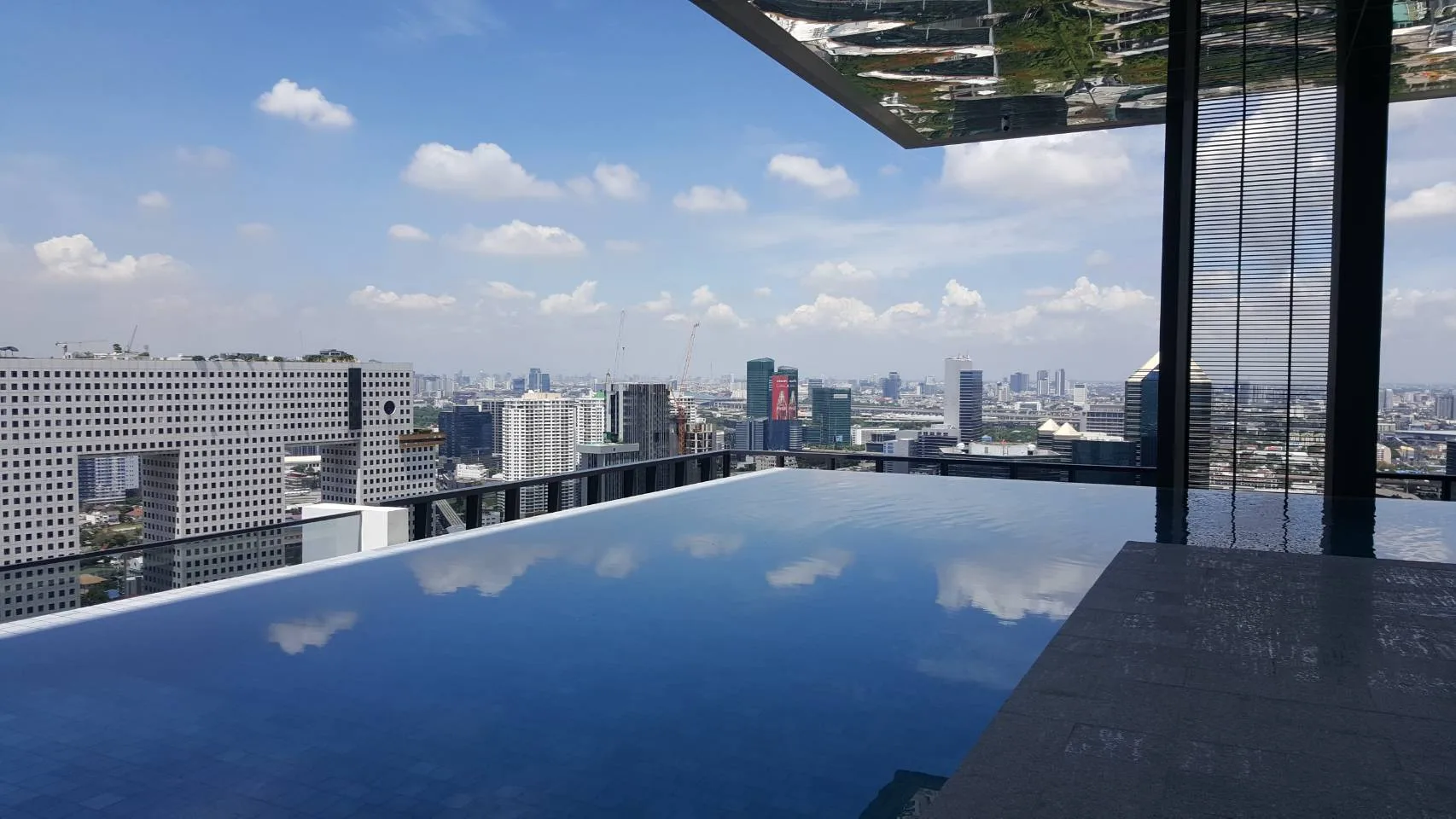 Property photos for Mazarine Ratchayothin
