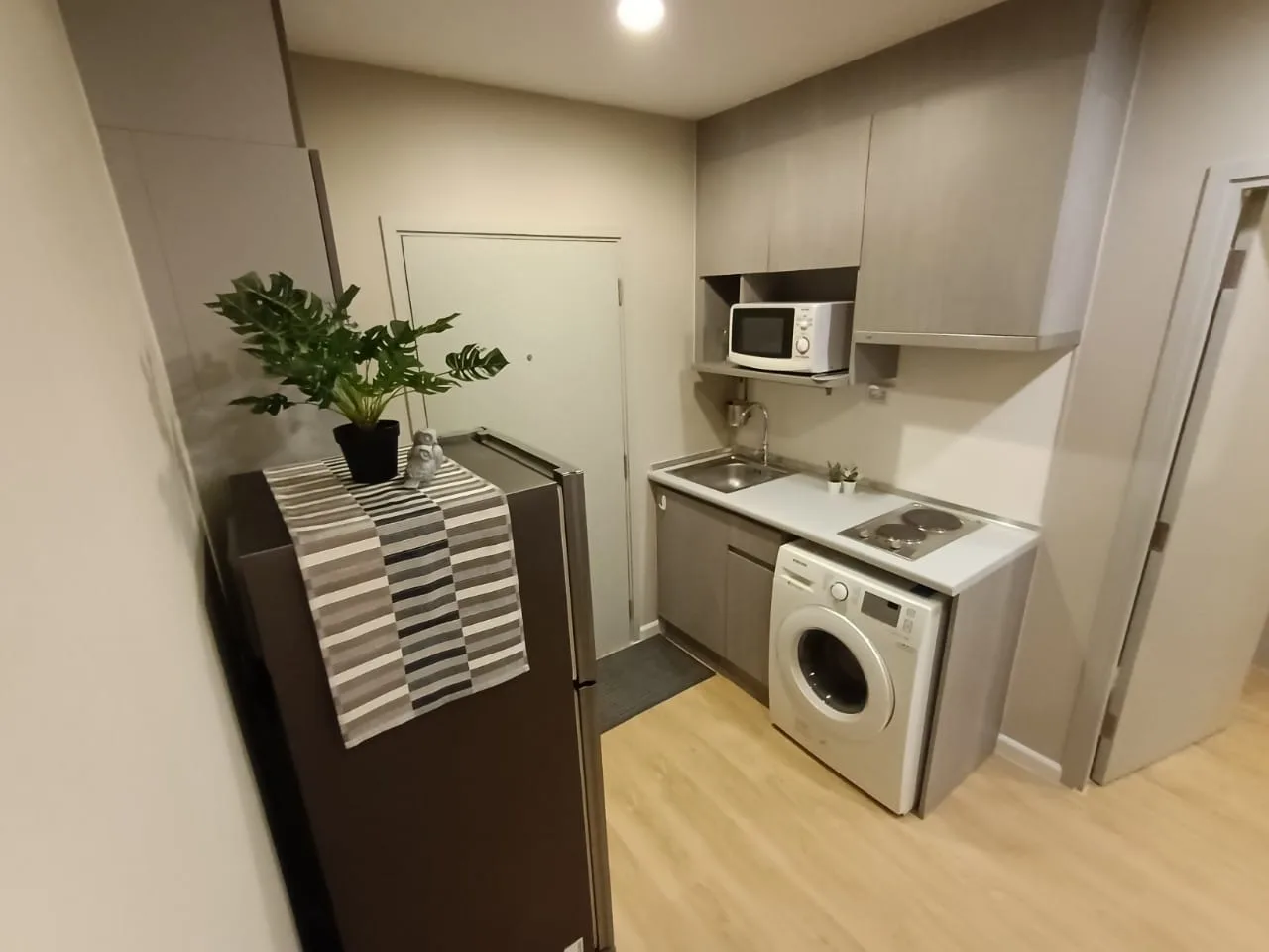 Property photos for Ideo Sathorn - Thaphra
