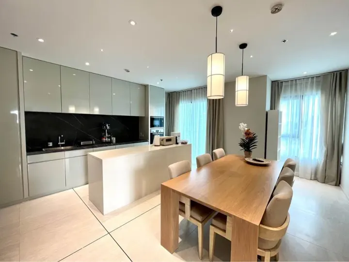 Property photos for C Ekkamai