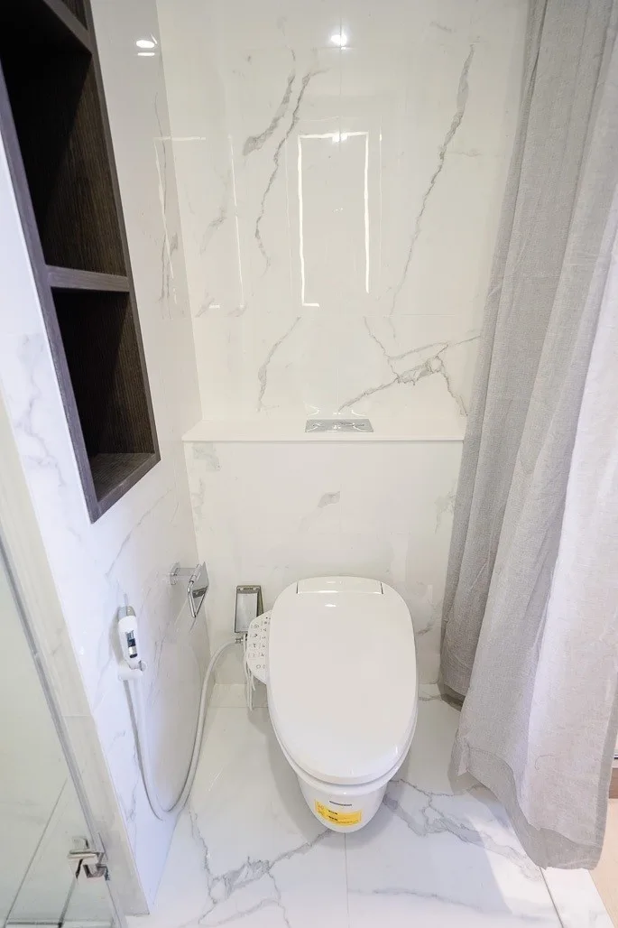 Property photos for Siamese Exclusive Queens