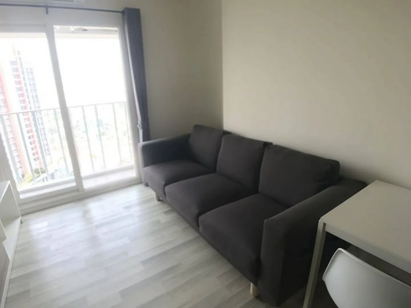 Property photos for The Key Sathorn - Charoenraj
