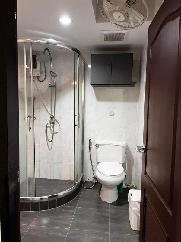Property photos for State Tower