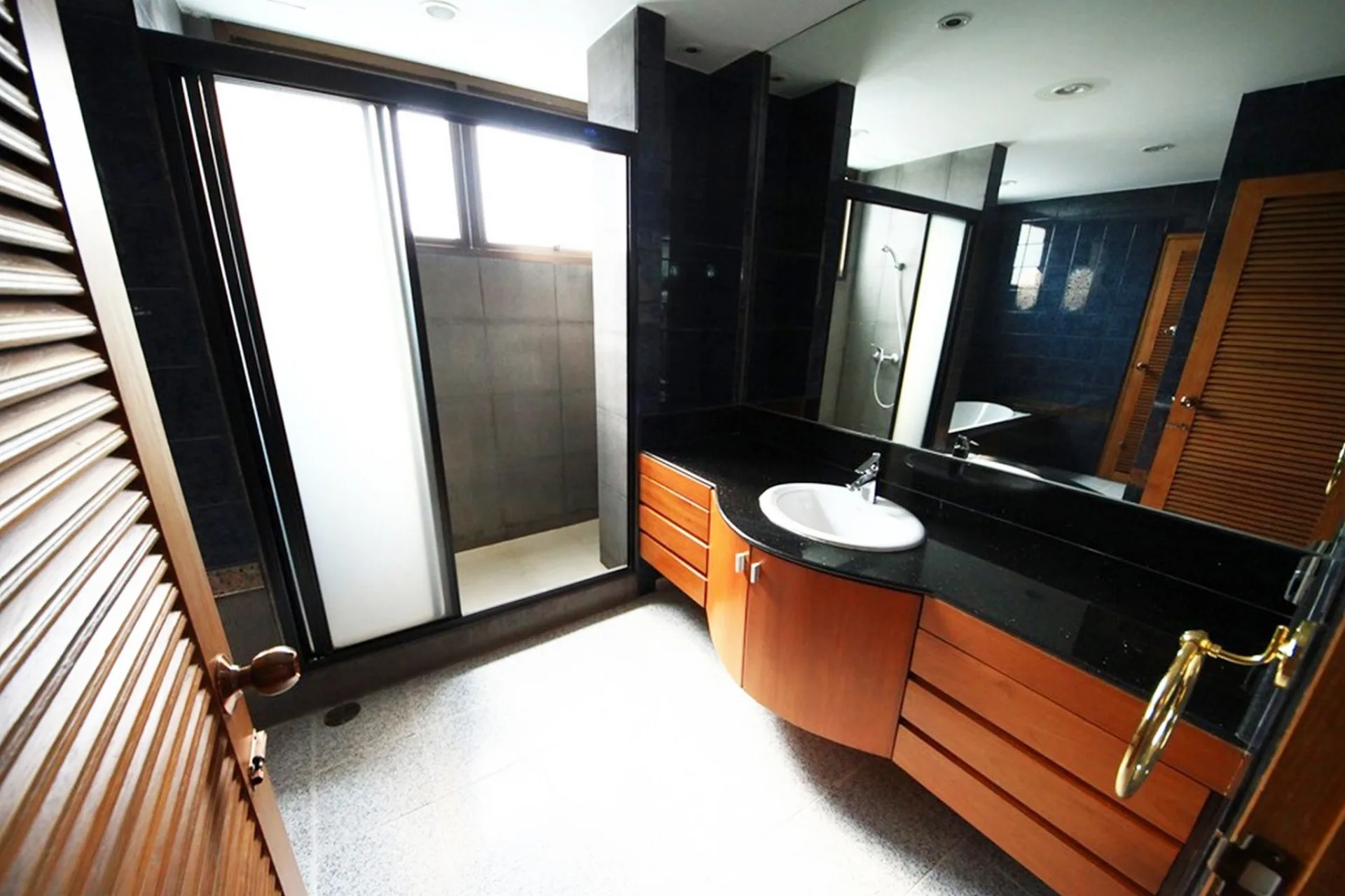Property photos for The Habitat Sukhumvit 53