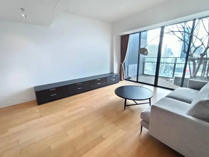 Property photos for The Met