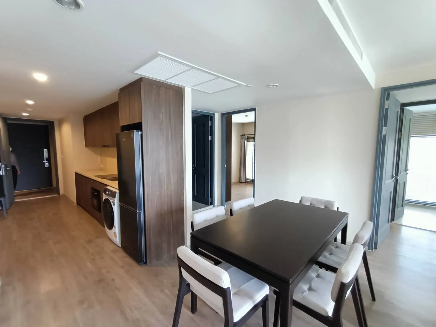 Property photos for Noble Above Wireless-Ruamrudee
