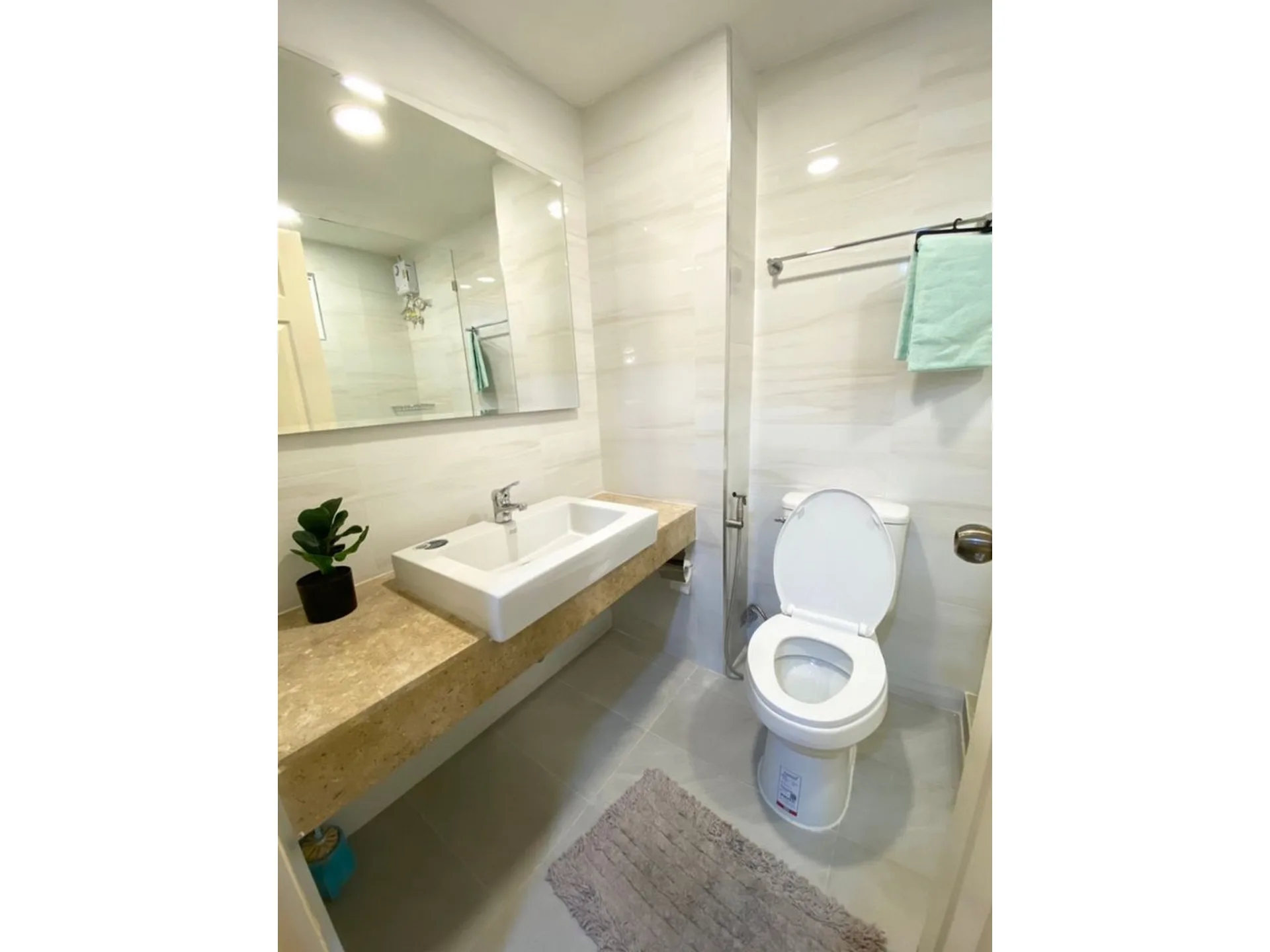 Property photos for Lumpini Suite Sukhumvit 41