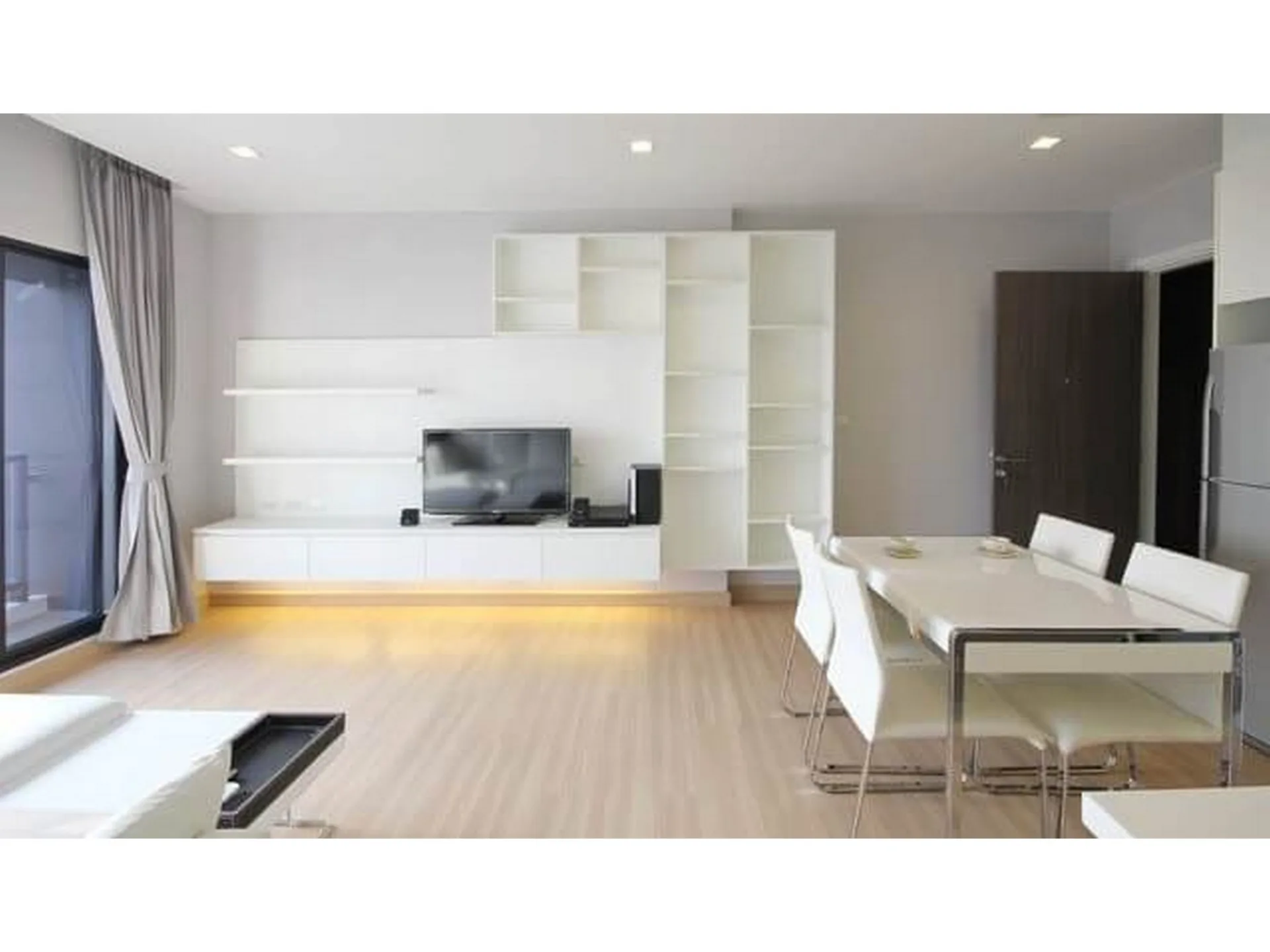 Property photos for Urbano Absolute Sathon - Taksin