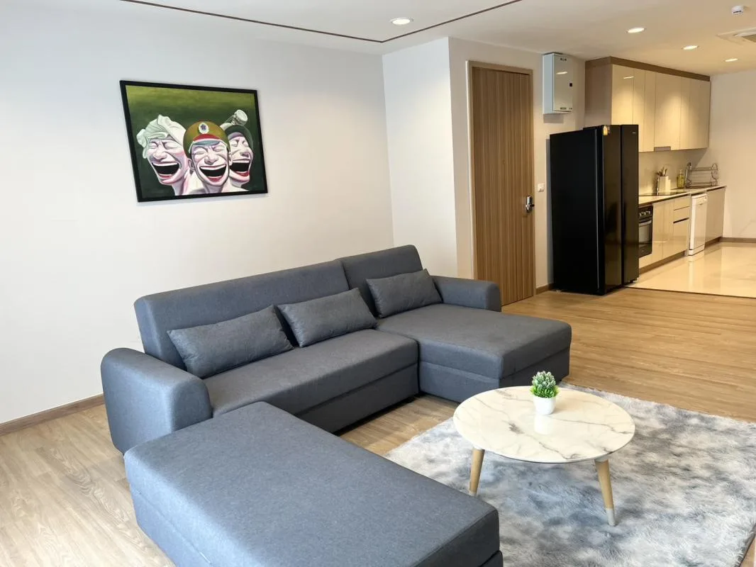Property photos for Sathorn 111