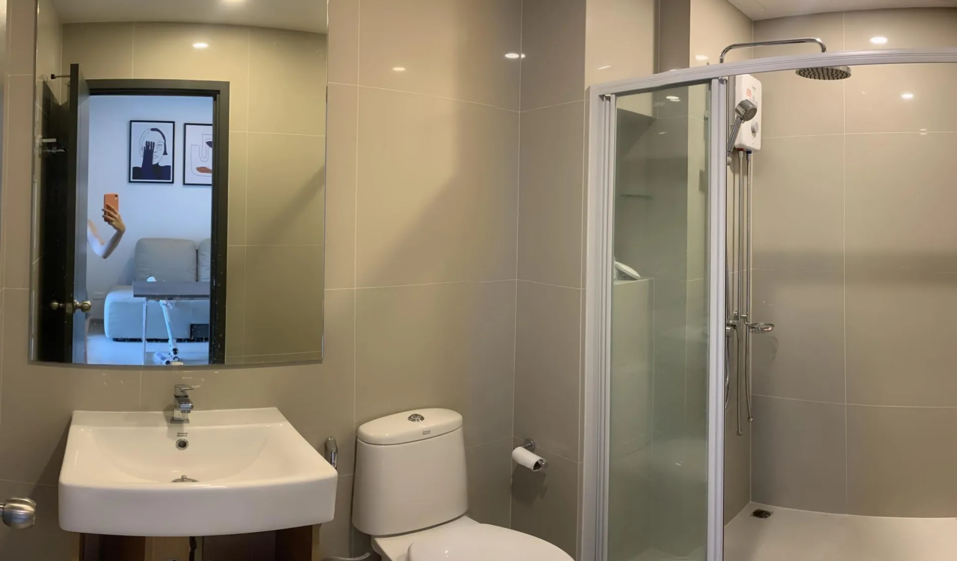 Property photos for Elio Del Nest Udomsuk
