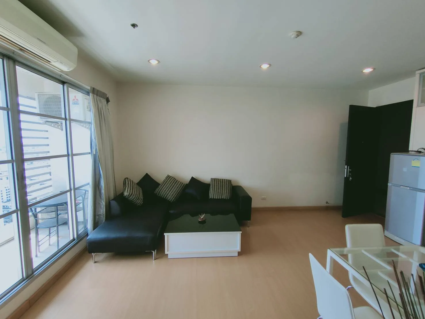 Property photos for Baan Klang Krung Siam - Pathumwan