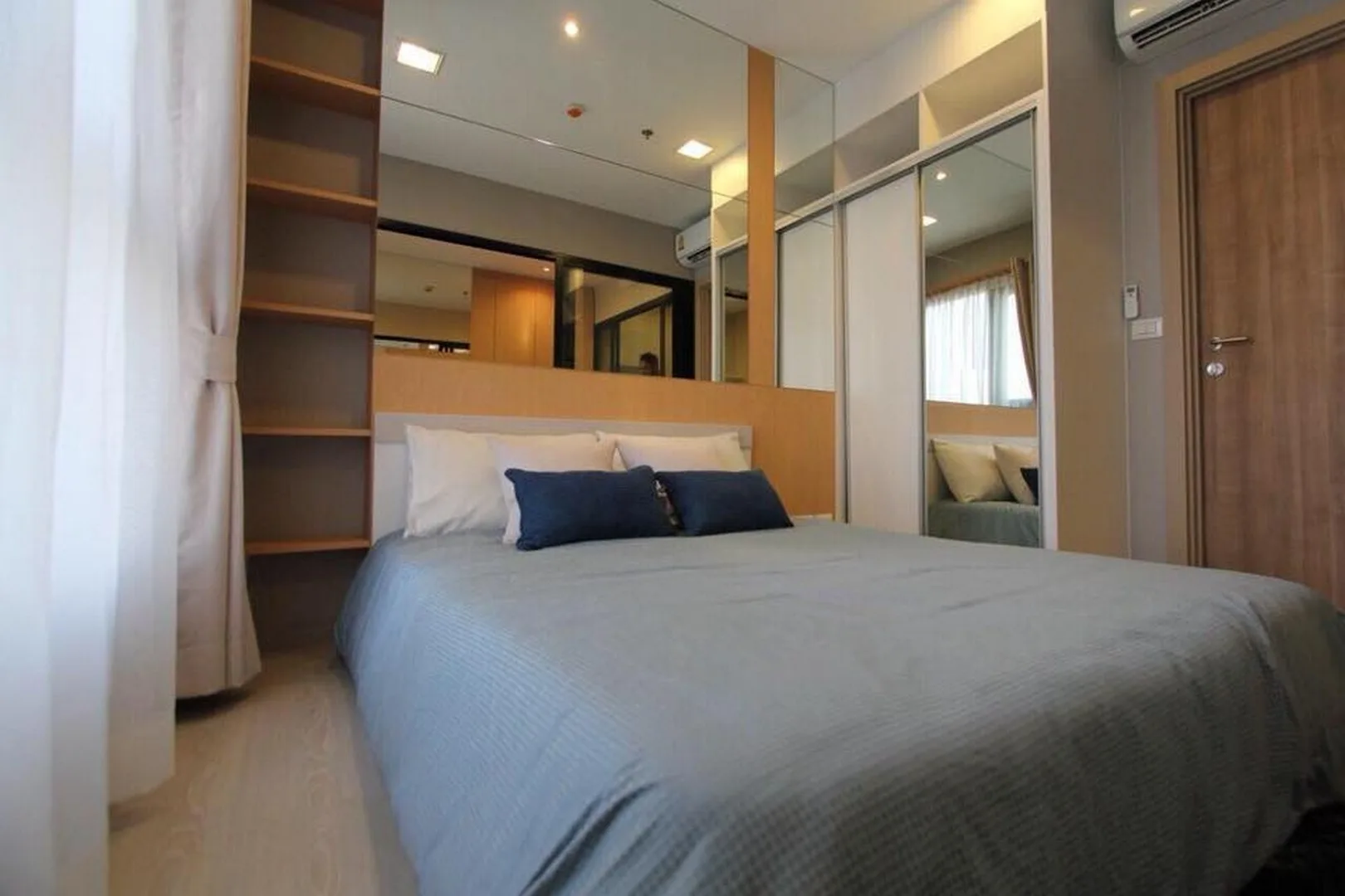 Property photos for Condolette Midst Rama 9