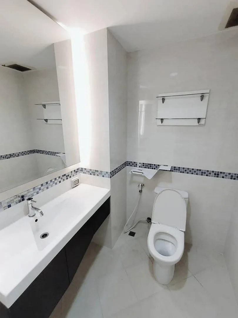 Property photos for Life Ratchadapisek