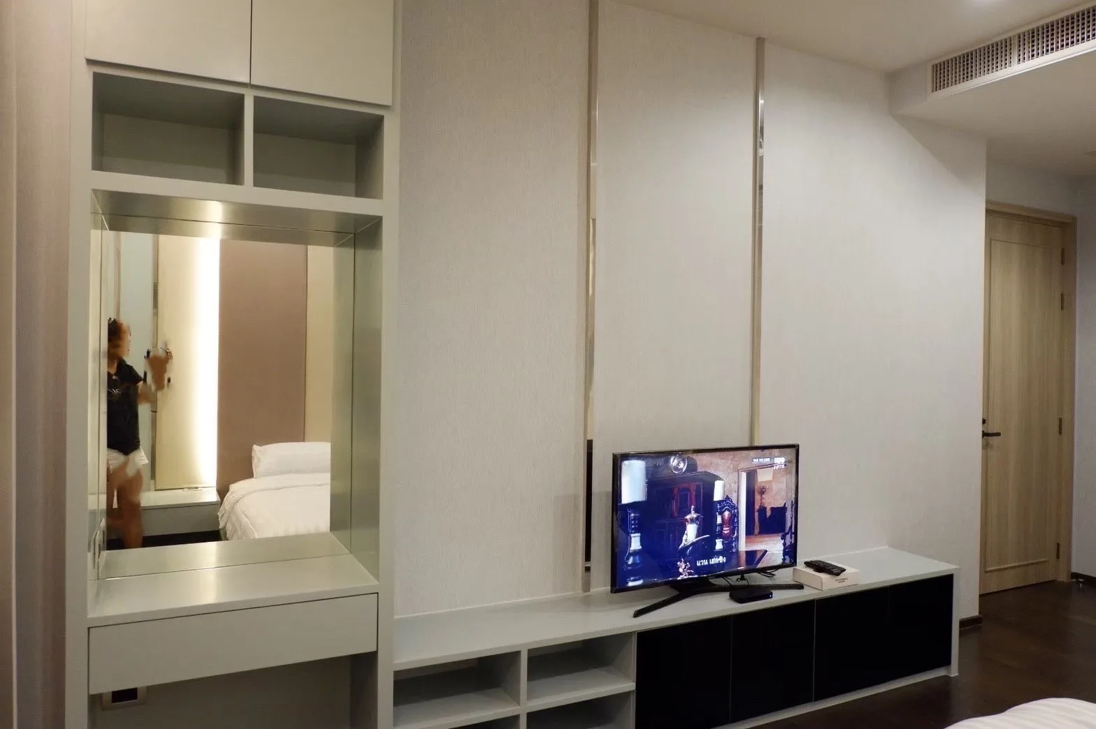 Property photos for The XXXIX by Sansiri