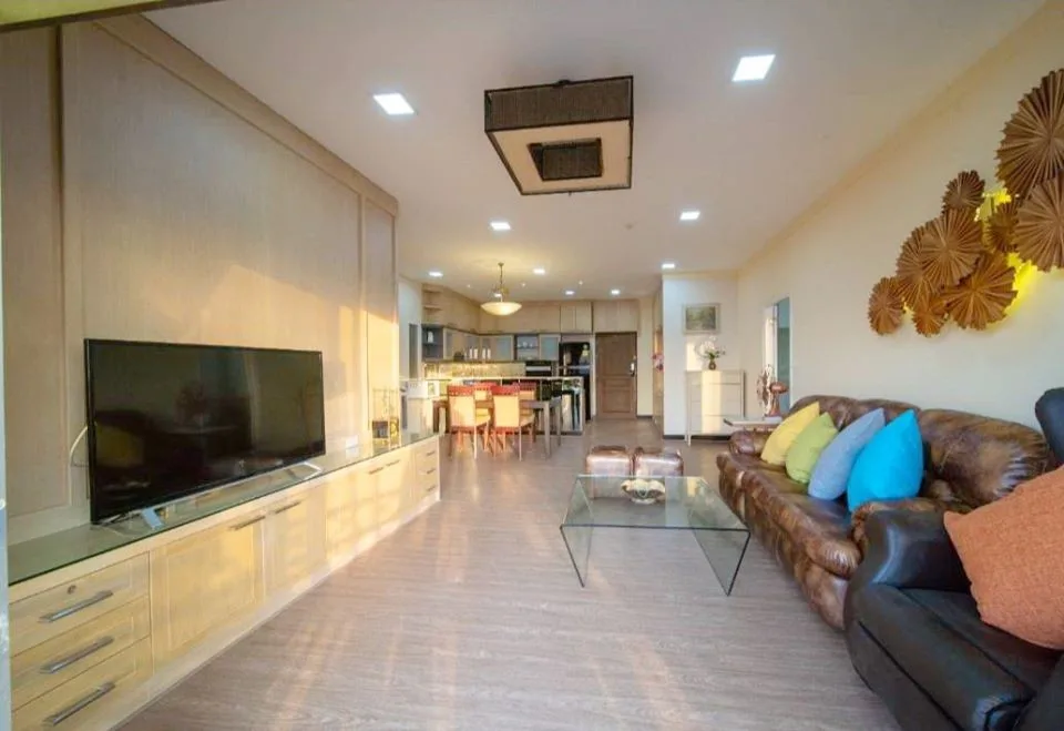 Property photos for The Waterford Diamond