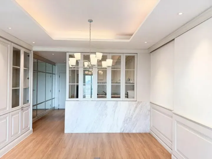 Property photos for Sathorn Gardens