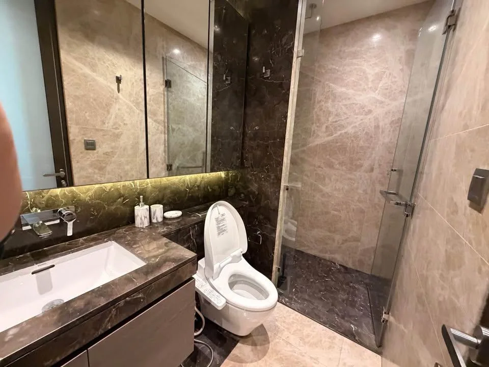 Property photos for 28 Chidlom