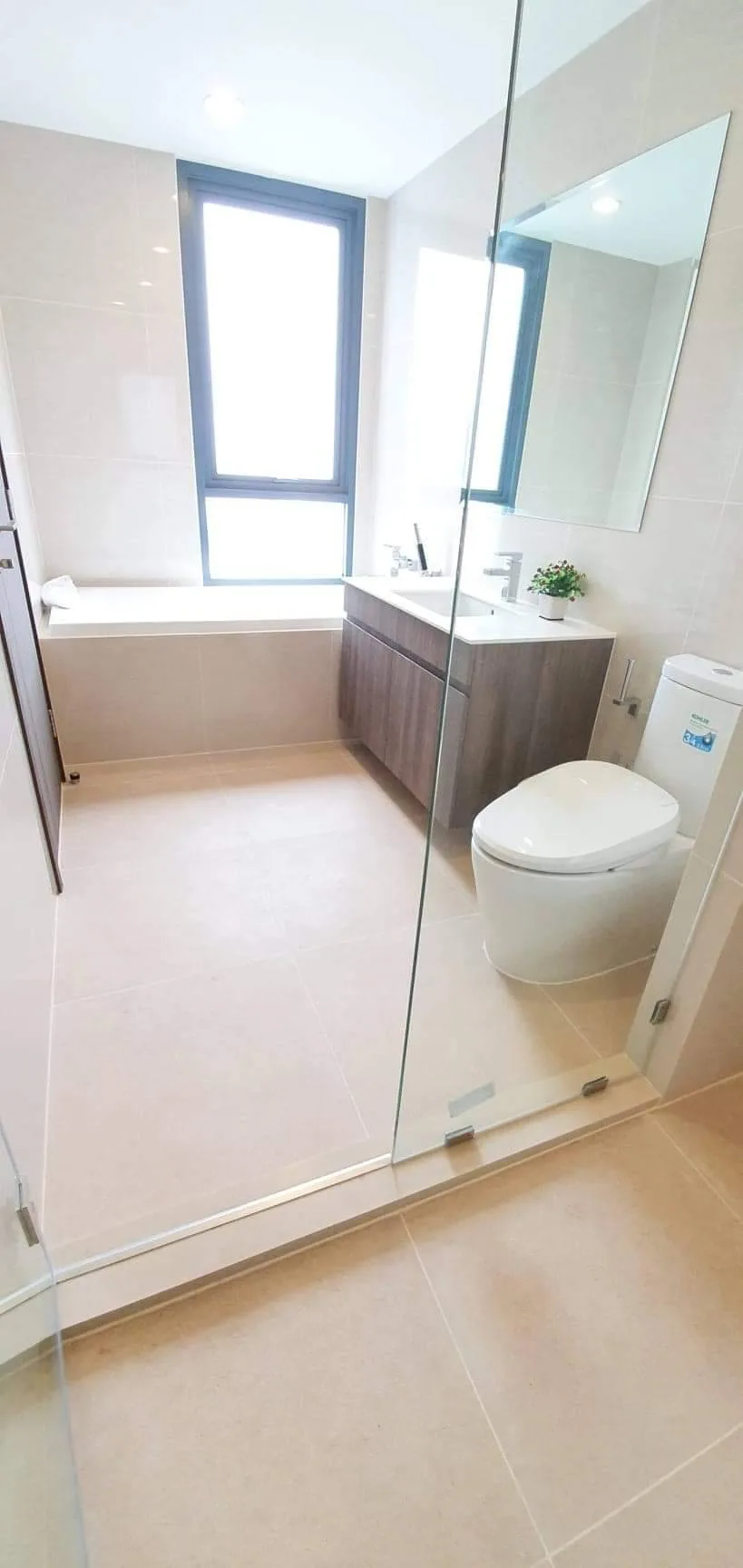 Property photos for IDEO Mobi Sukhumvit 66