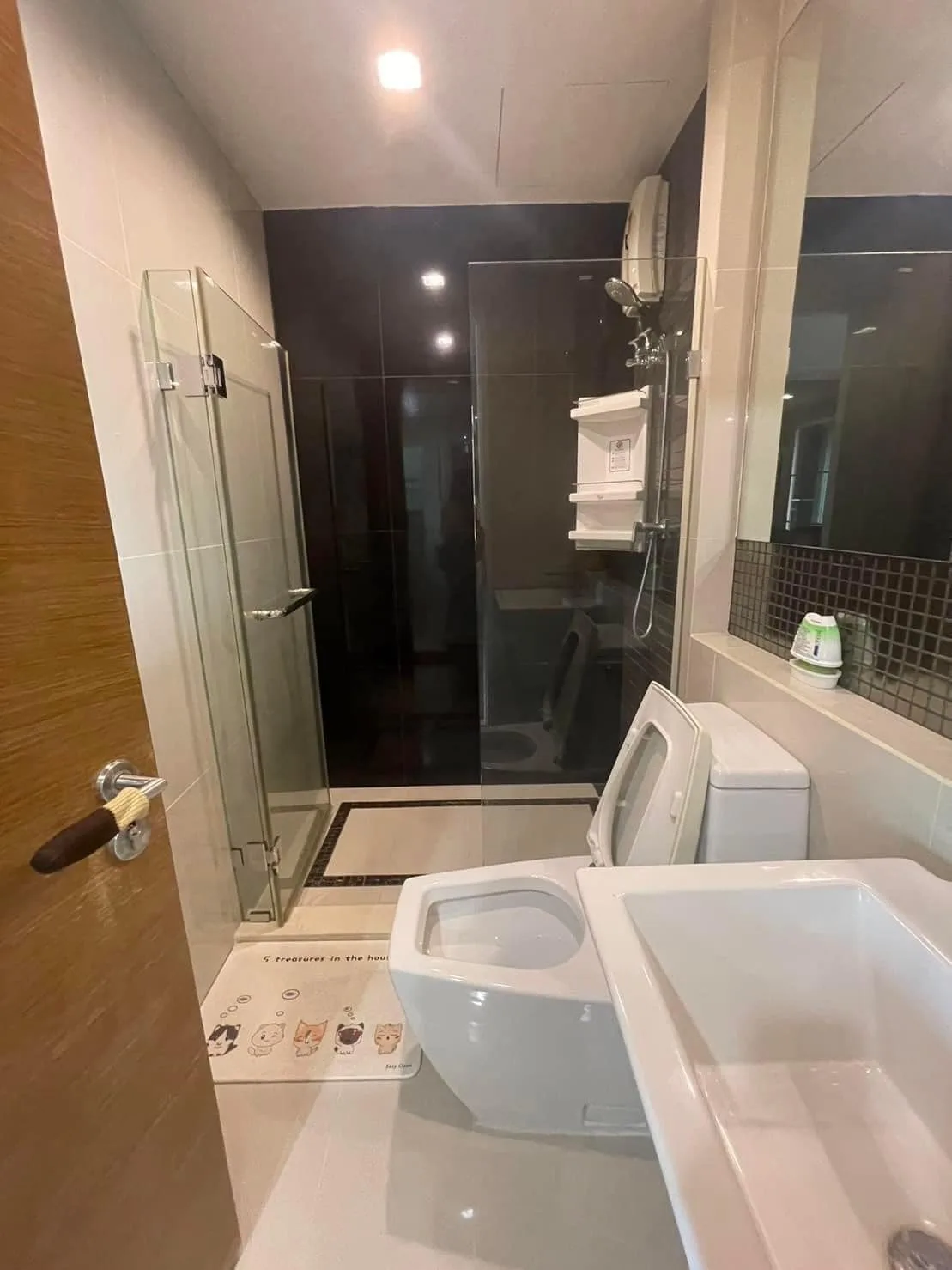 Property photos for Rhythm Sukhumvit 50