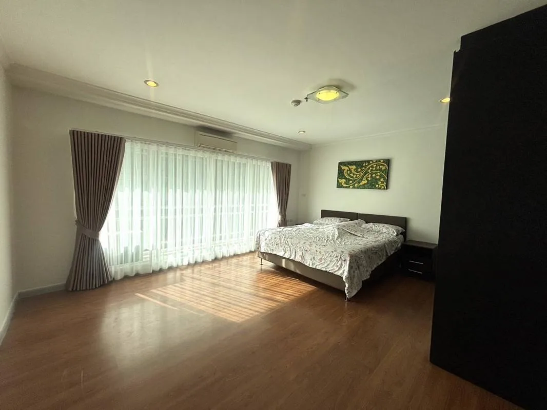 Property photos for Grand Park View