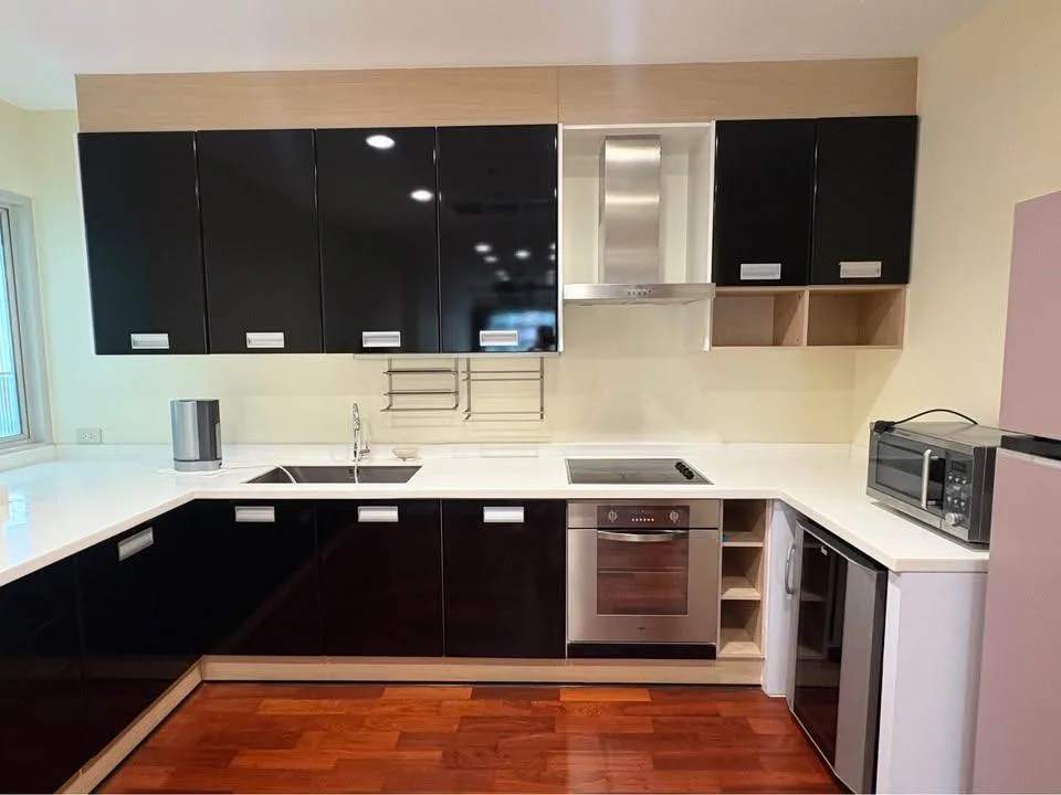 Property photos for Noble Ora