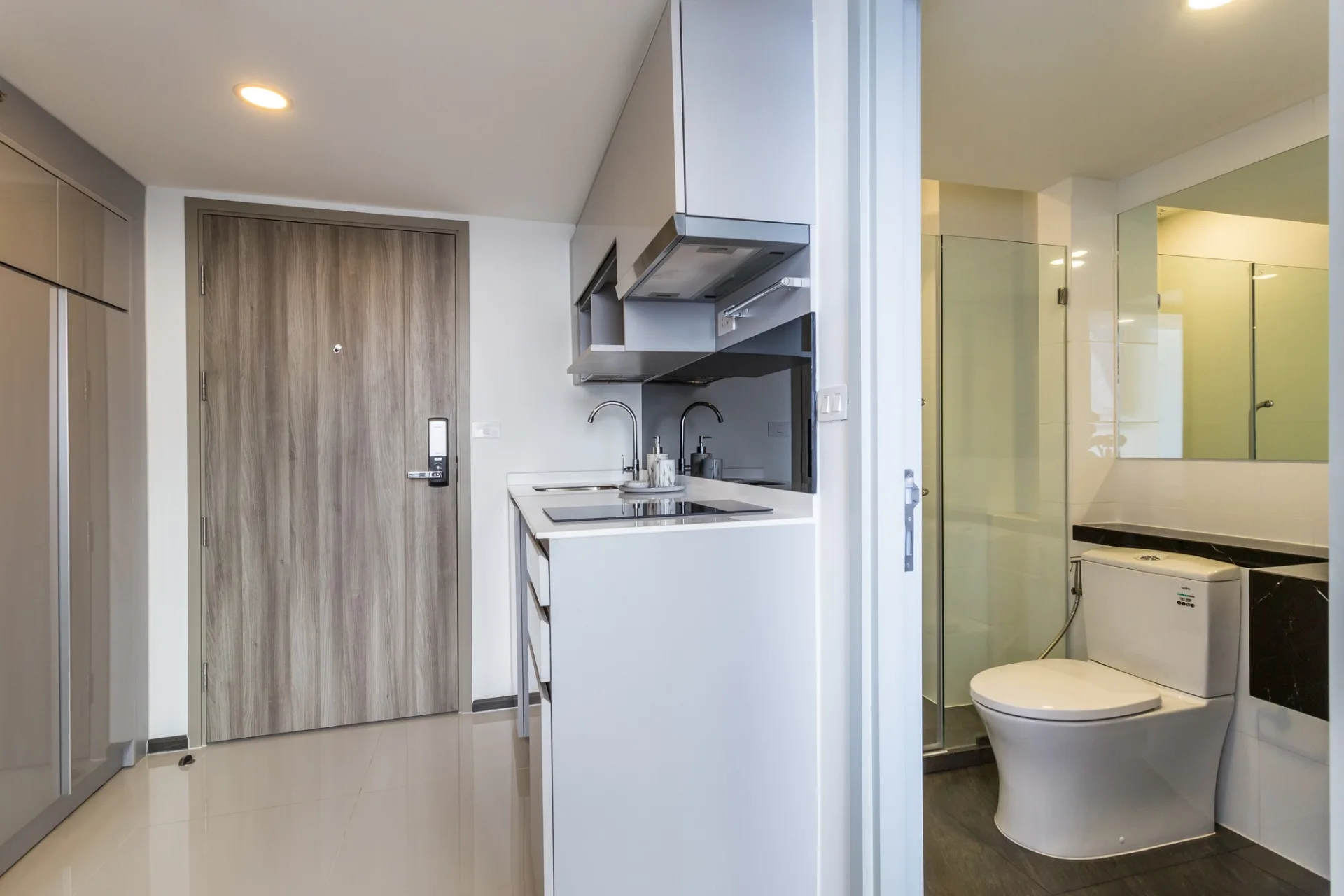 Property photos for Knightsbridge Space Ratchayothin