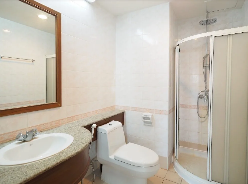 Property photos for Sathorn Gardens