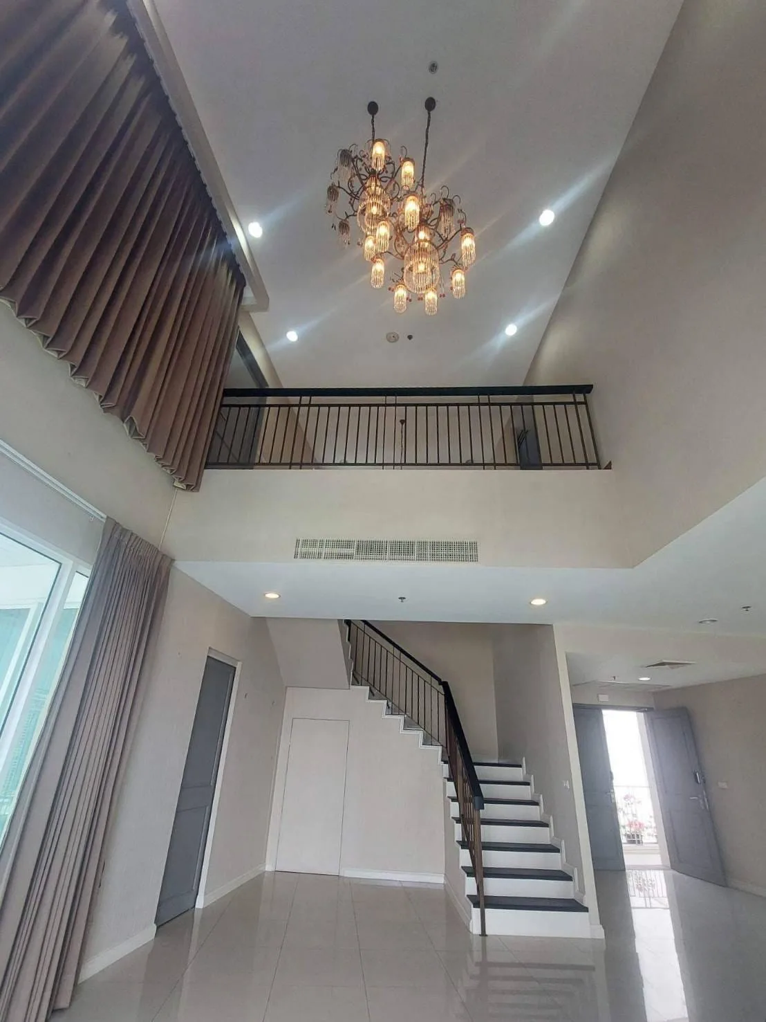 Property photos for Baan Rajprasong