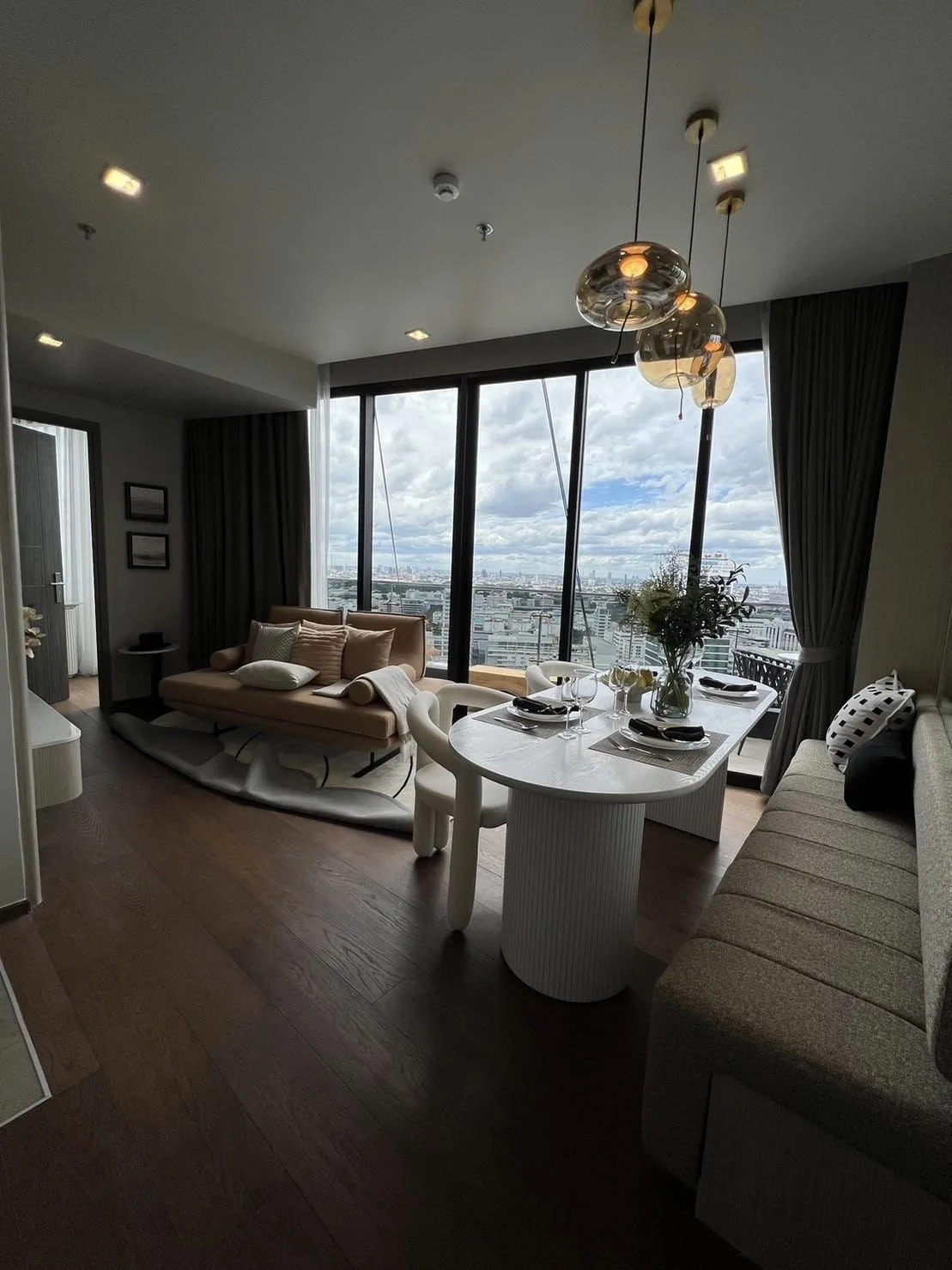 Property photos for Ideo Q Victory