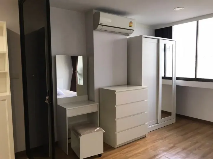 Property photos for Supalai Place