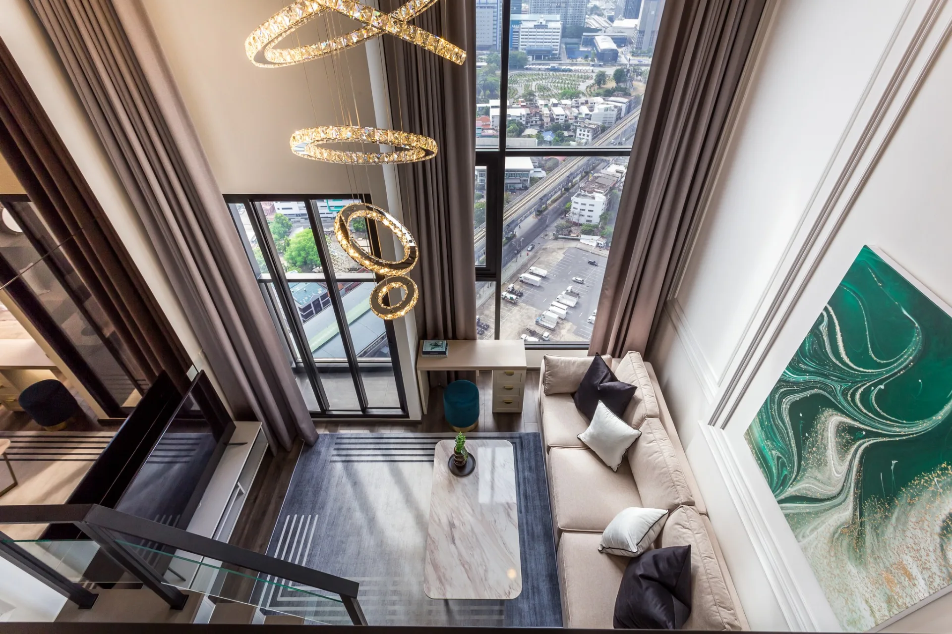 Property photos for Knightsbridge Space Ratchayothin