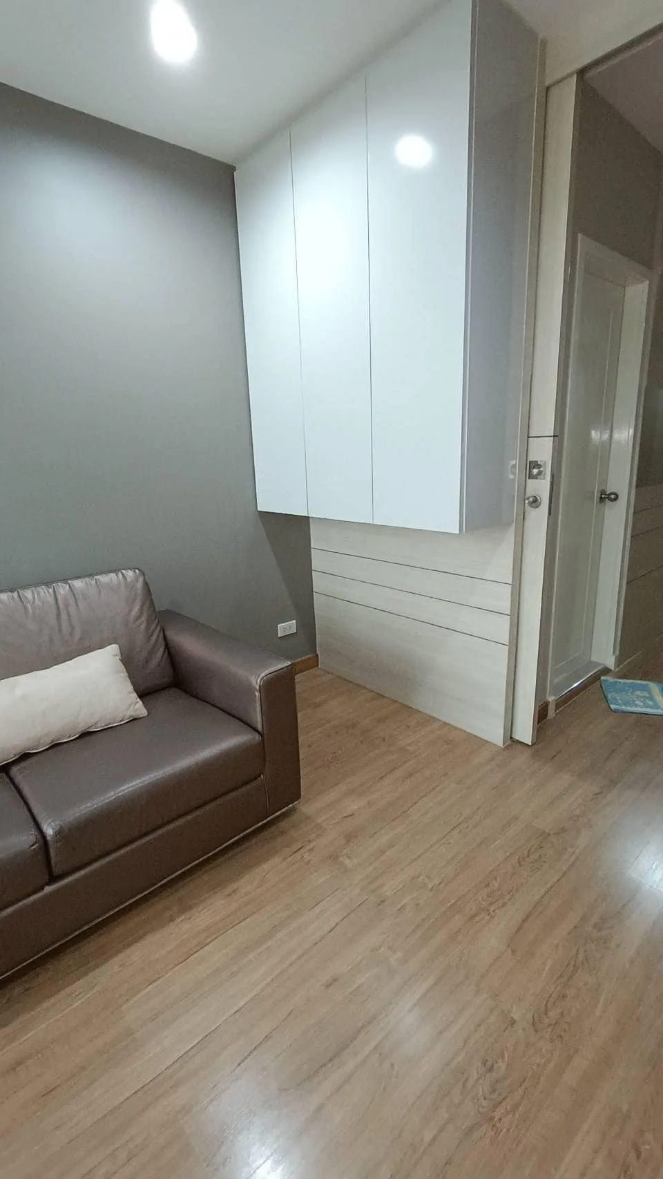 Property photos for Chamchuri Square Residence