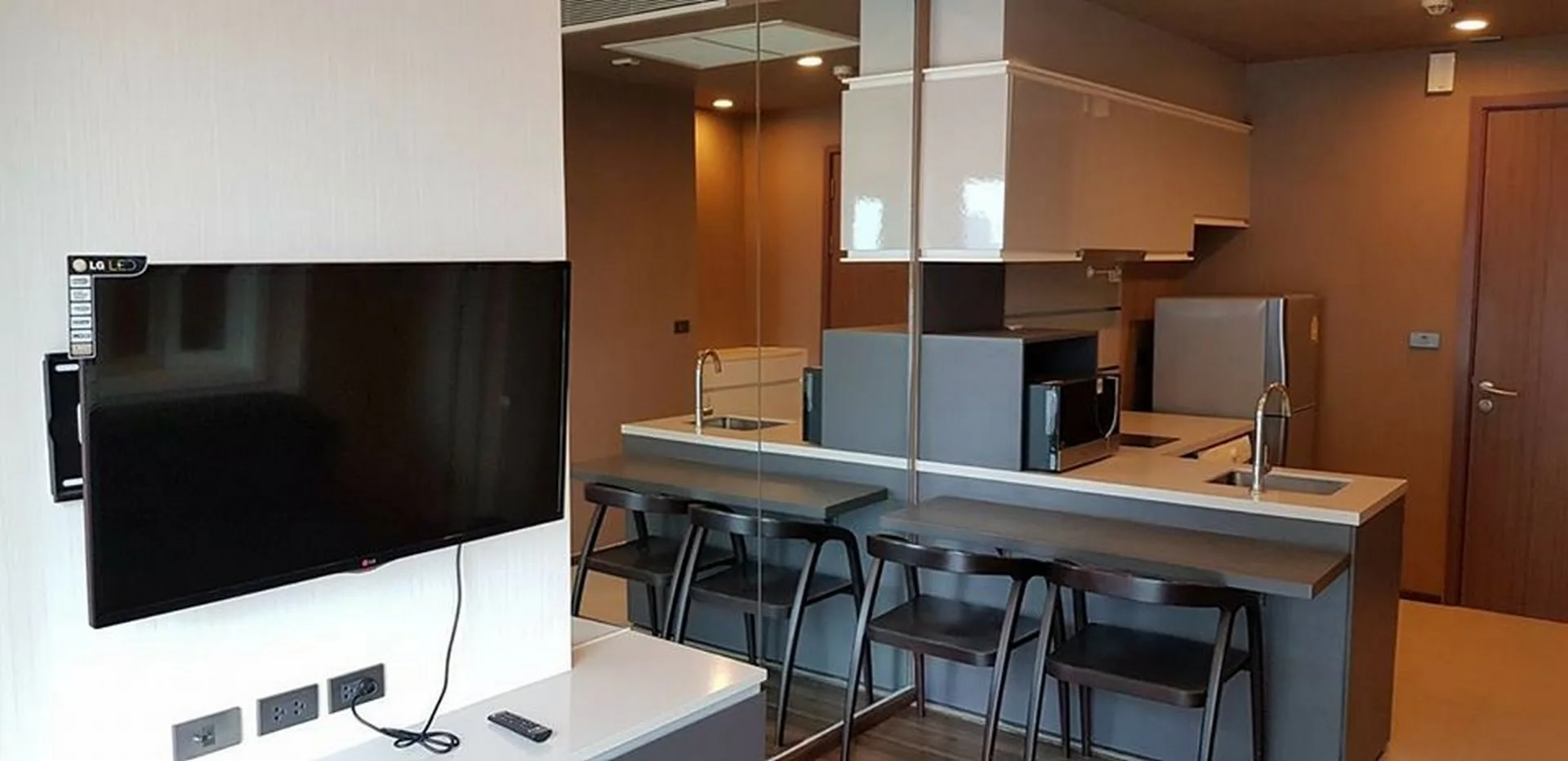 Property photos for WYNE Sukhumvit