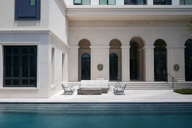 Property photos for The Diplomat 39
