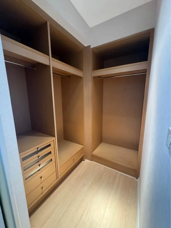Property photos for Langsuan Ville