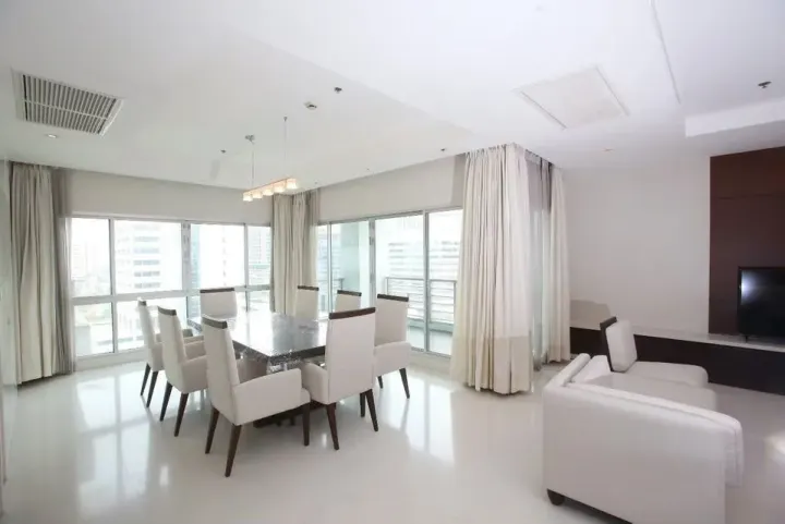 Property photos for Royal Residence Park