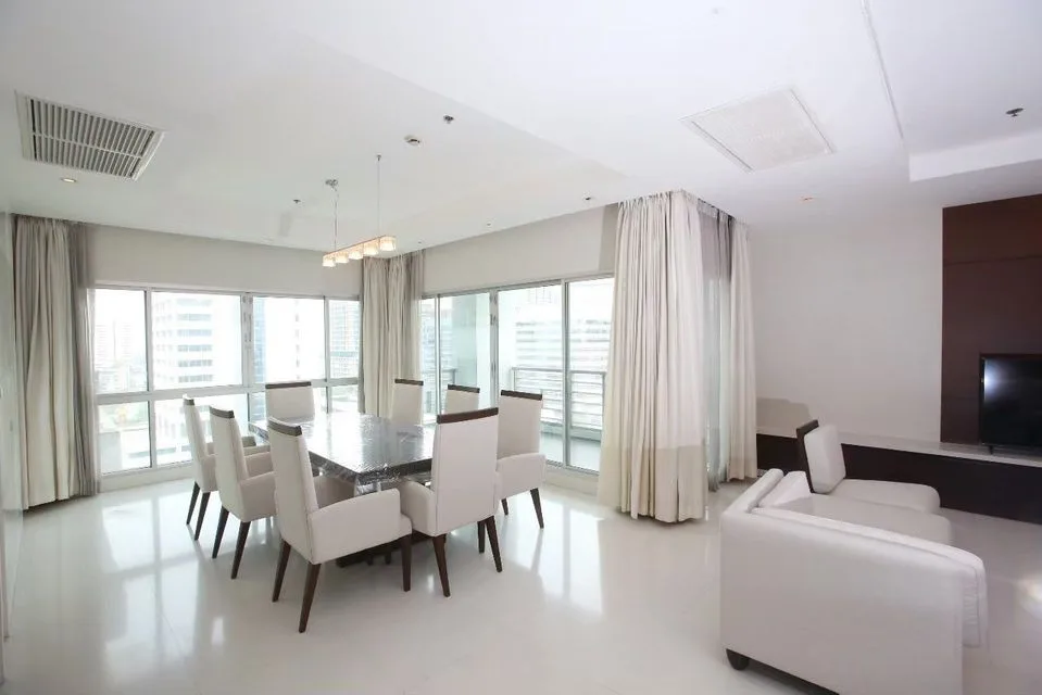 Property photos for Royal Residence Park